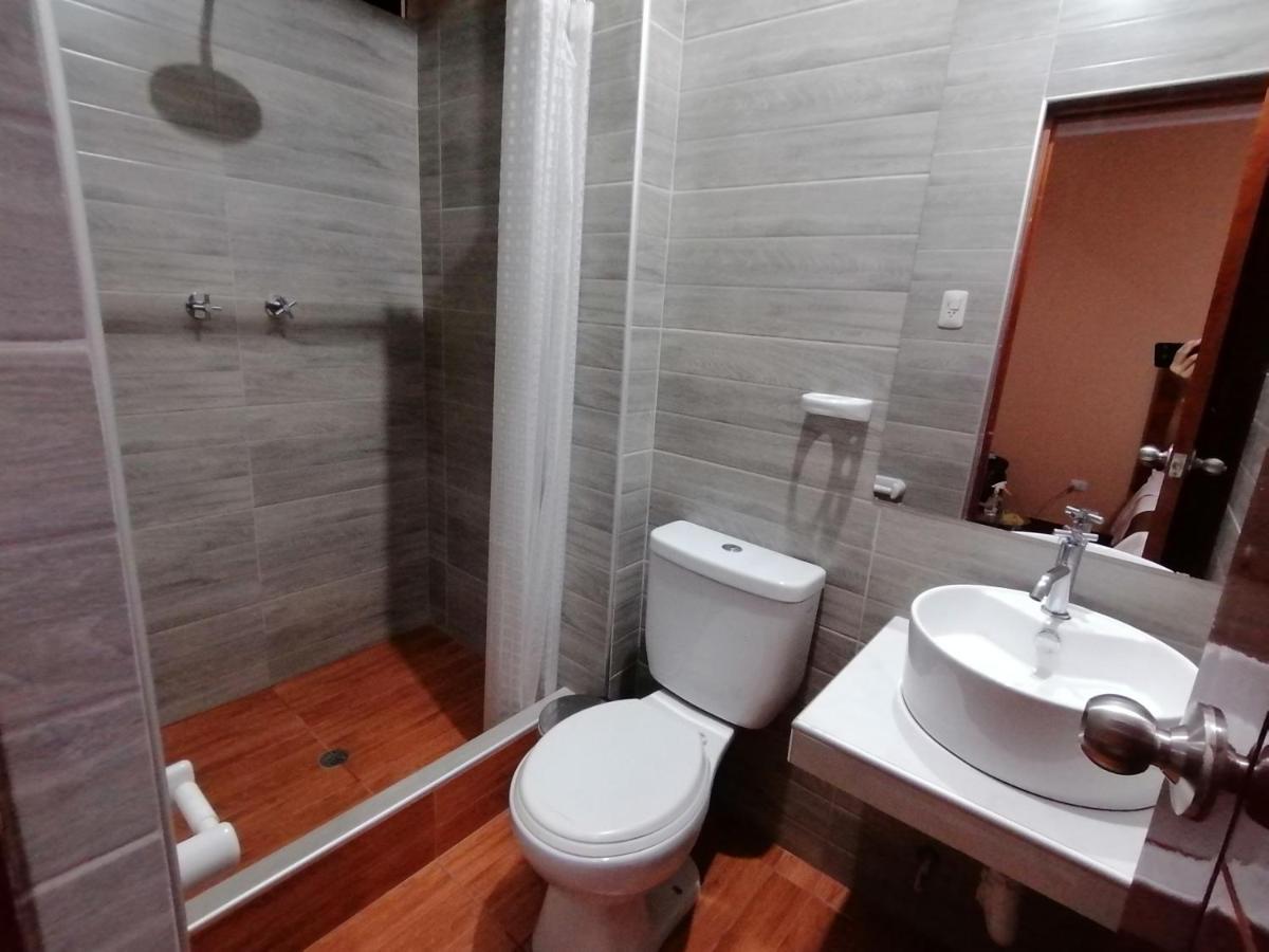 Victtorios Hotel Satipo Dış mekan fotoğraf