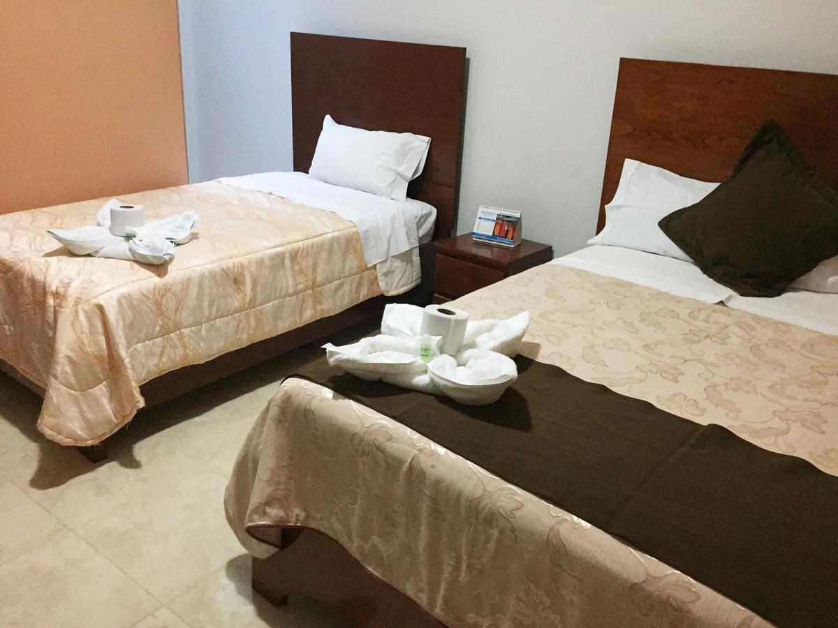 Victtorios Hotel Satipo Dış mekan fotoğraf